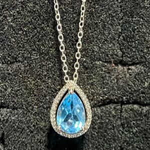 Elegant Blue Teardrop Pendant Necklace 925 sterling Silver